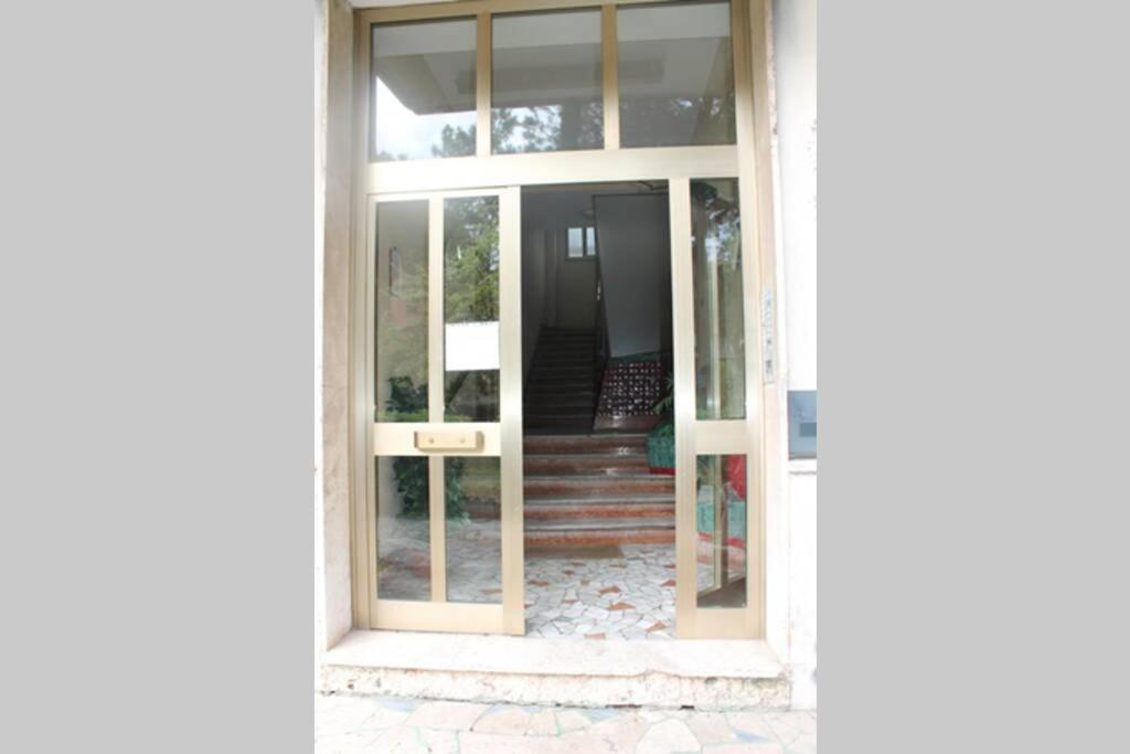 Appartamento Locato Con Finalita Turistiche Ostia Exterior foto